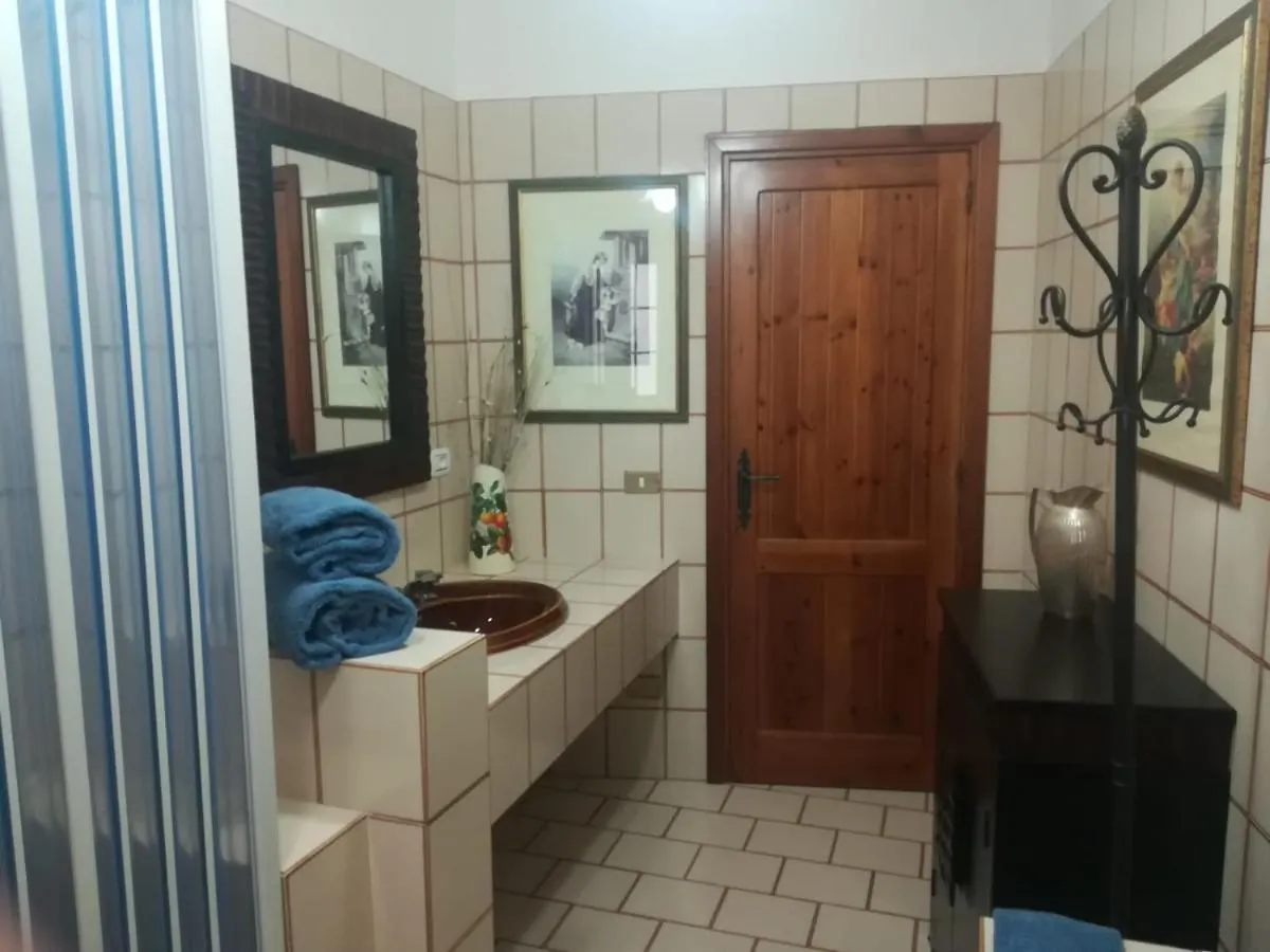 B&B La Casa Di Angela Santu Lussurgiu Italy