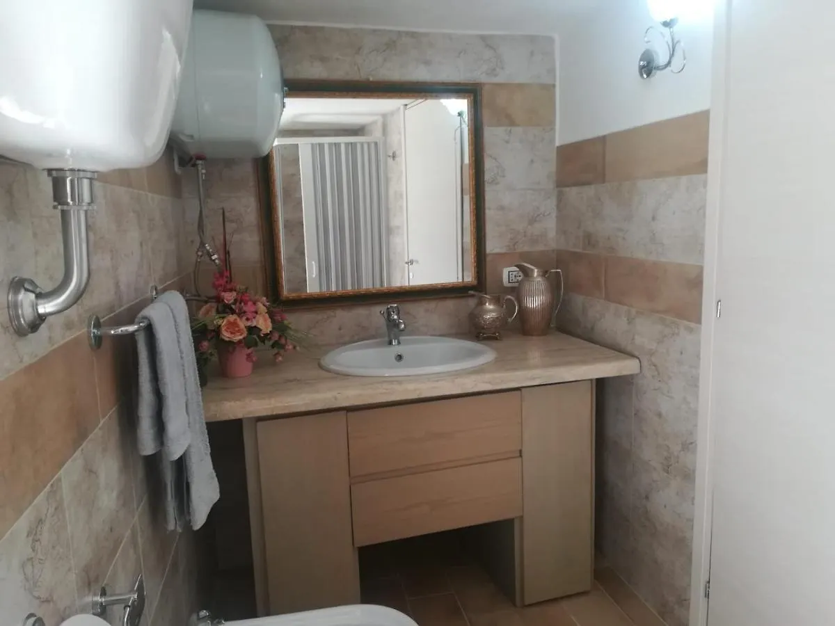 Bed & Breakfast B&B La Casa Di Angela Santu Lussurgiu